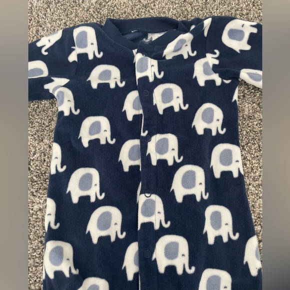 9 Months Carter’s Infant/Baby Button Up Footie PJ Bundle - Picture 4 of 15